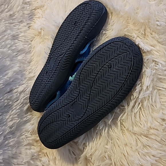 Water shoes, Boy's xL, shoe size 11/12, Junior, swimming shoes - Picture 5 of 8